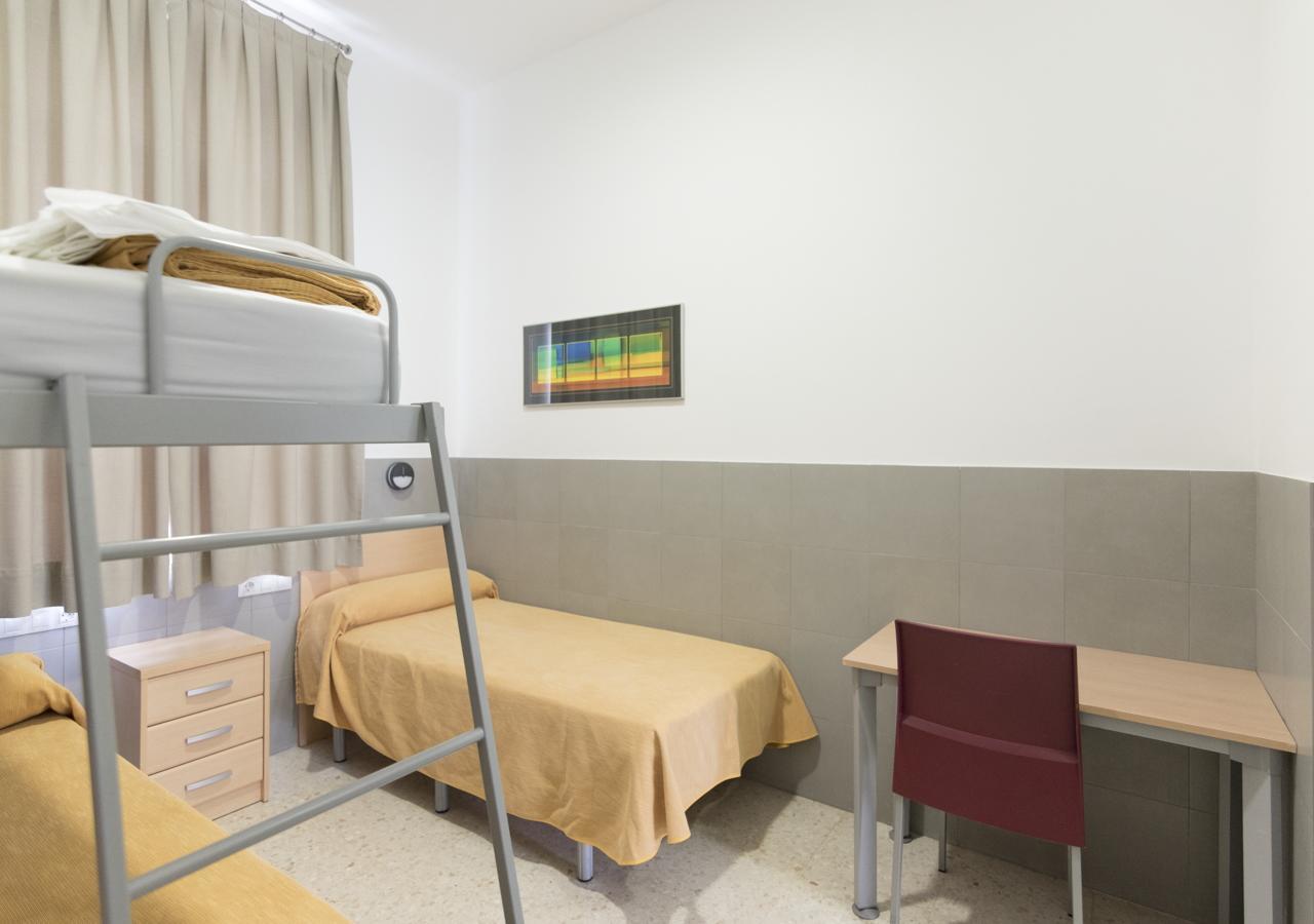 Albergue Inturjoven Malaga Exterior photo
