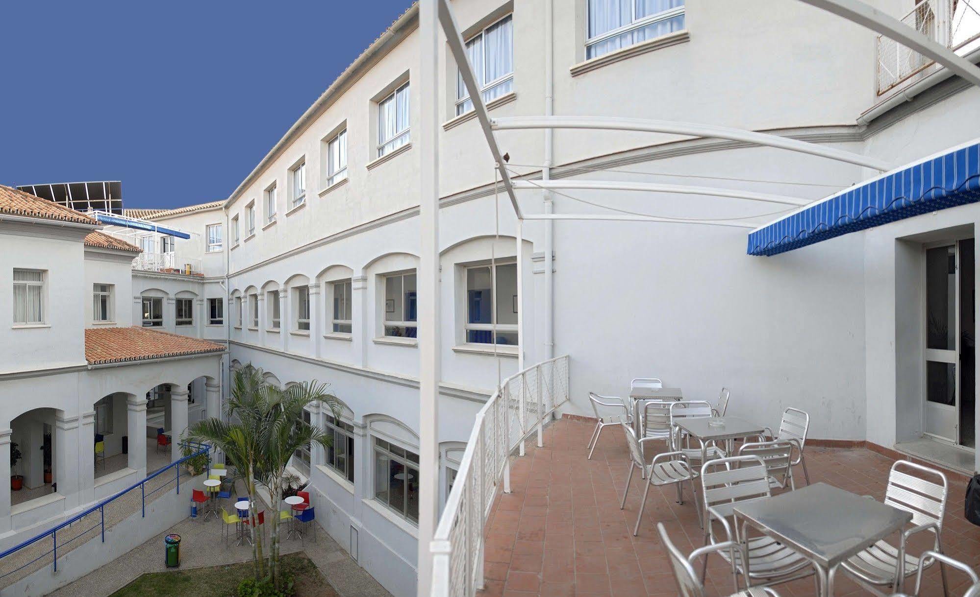 Albergue Inturjoven Malaga Exterior photo